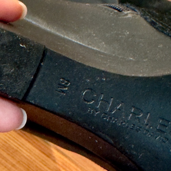 Charles David black leather and suede wedge boots. - Picture 8 of 8